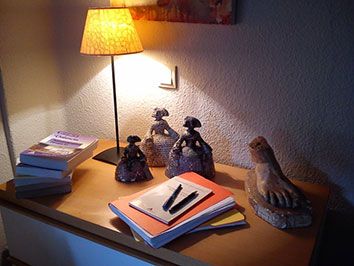 Decoración de ambientes realizada por Carlos Codoñer con sus obras Meninas